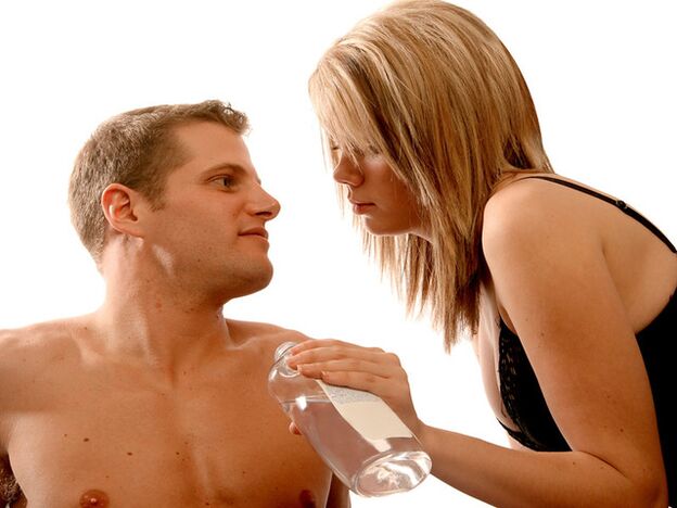 Você deve usar óleo de massagem durante o exercício para aumentar seu pênis.